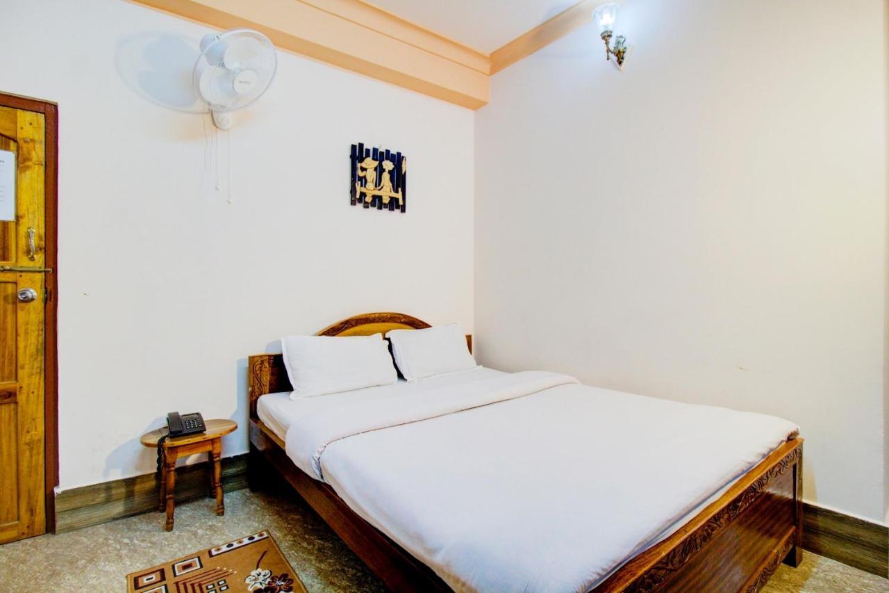 Capital O 79144 Coniferous Resort Cherrapunji Exterior foto